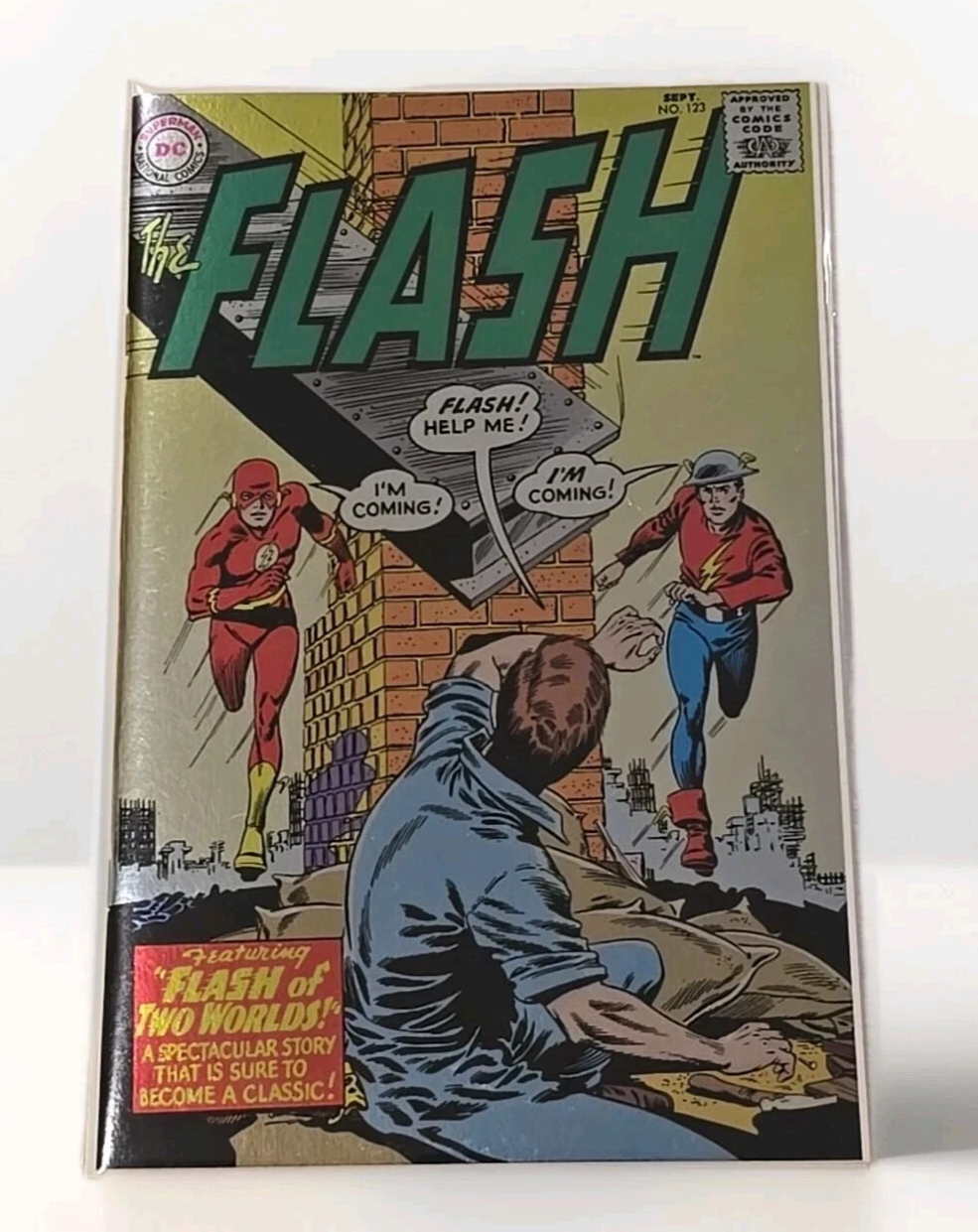 The Flash Issue #123 - 2023 Megacon - The Comic Mint - Foil Facsimile