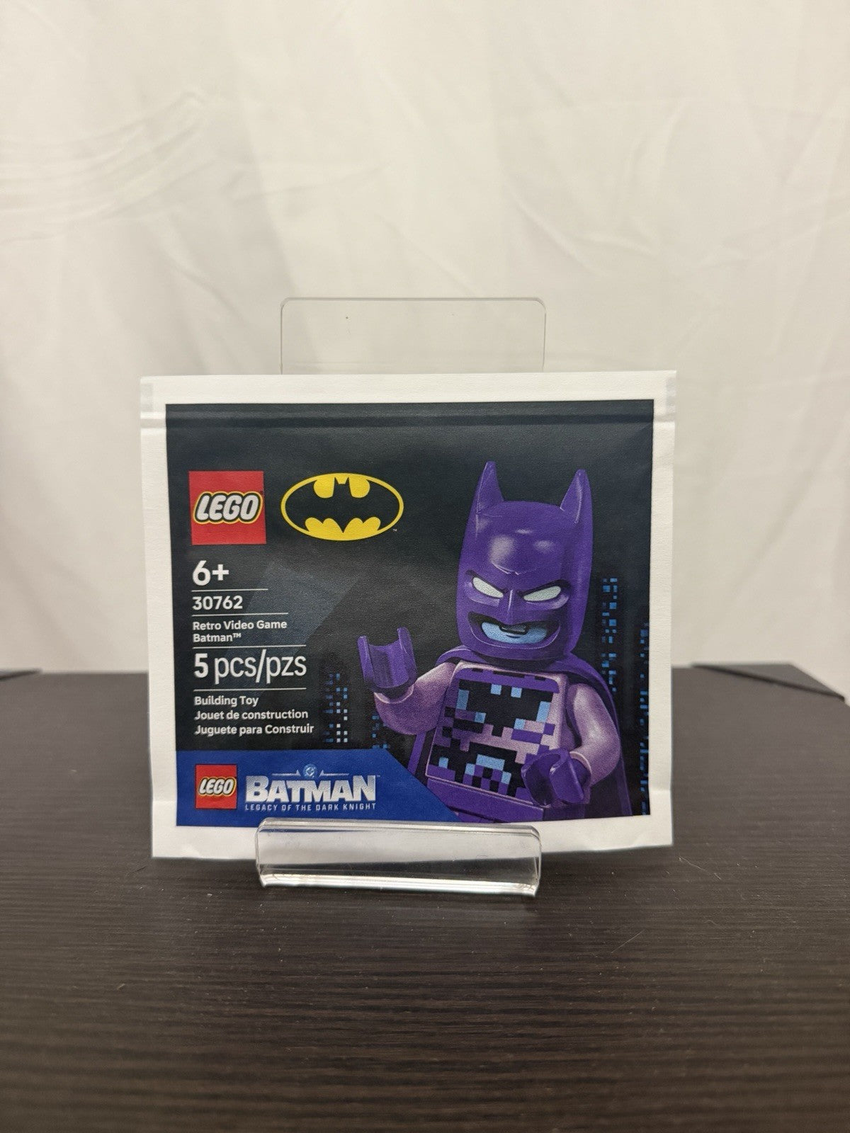 LEGO Batman Legacy of The Dark Knight Deluxe Edition Switch 2 WITH MINIFIGURE