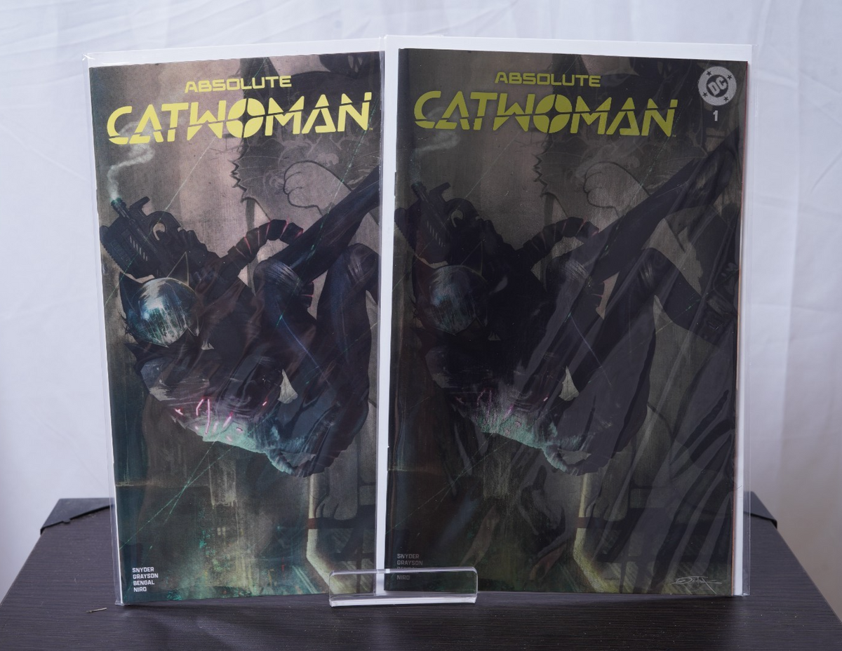 ABSOLUTE CATWOMAN #1 DAN QUINTANA EXCLUSIVE TRADE DRESS & TRADE FOIL SET