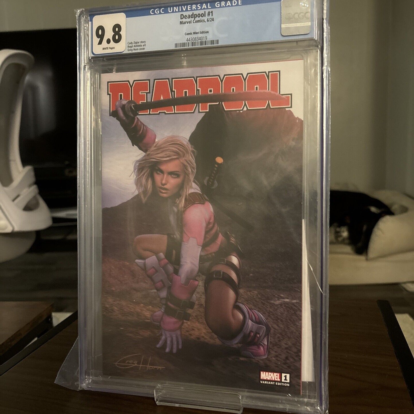 Deadpool #1 CGC 9.8 Graded Greg Horn Gwenpool C2E2 Variant 2/400
