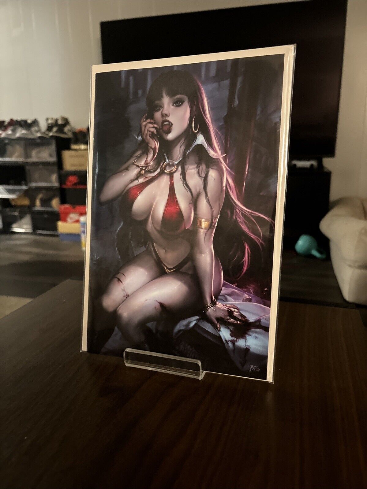 VAMPIRELLA #670 BTG EXCLUSIVE VIRGIN VARIANT LIMITED TO 300 COPIES