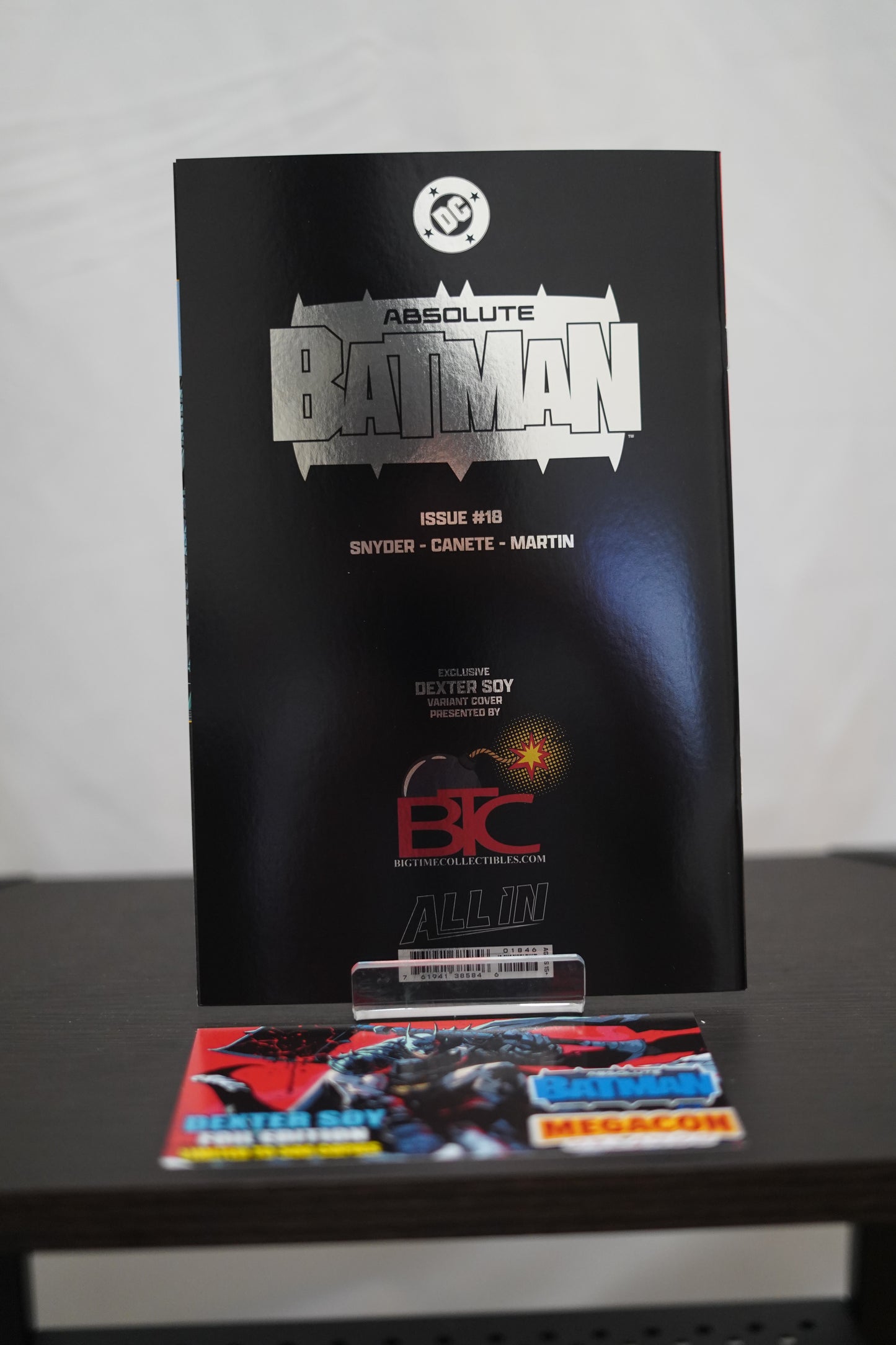 ABSOLUTE BATMAN #18 Red Foil DEXTER SOY DRAGON SLAYER MEGACON EXCLUSIVE