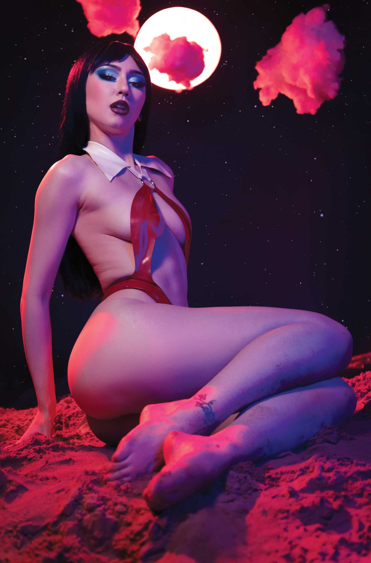Vampirella Paradise #1 Cover L – 1:10 Cosplay Lauren Delorean Virgin