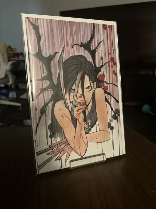 X-MEN BLOOD HUNT LAURA KINNEY WOLVERINE 1 PEACH MOMOKO VIRGIN VARIANT 352/600