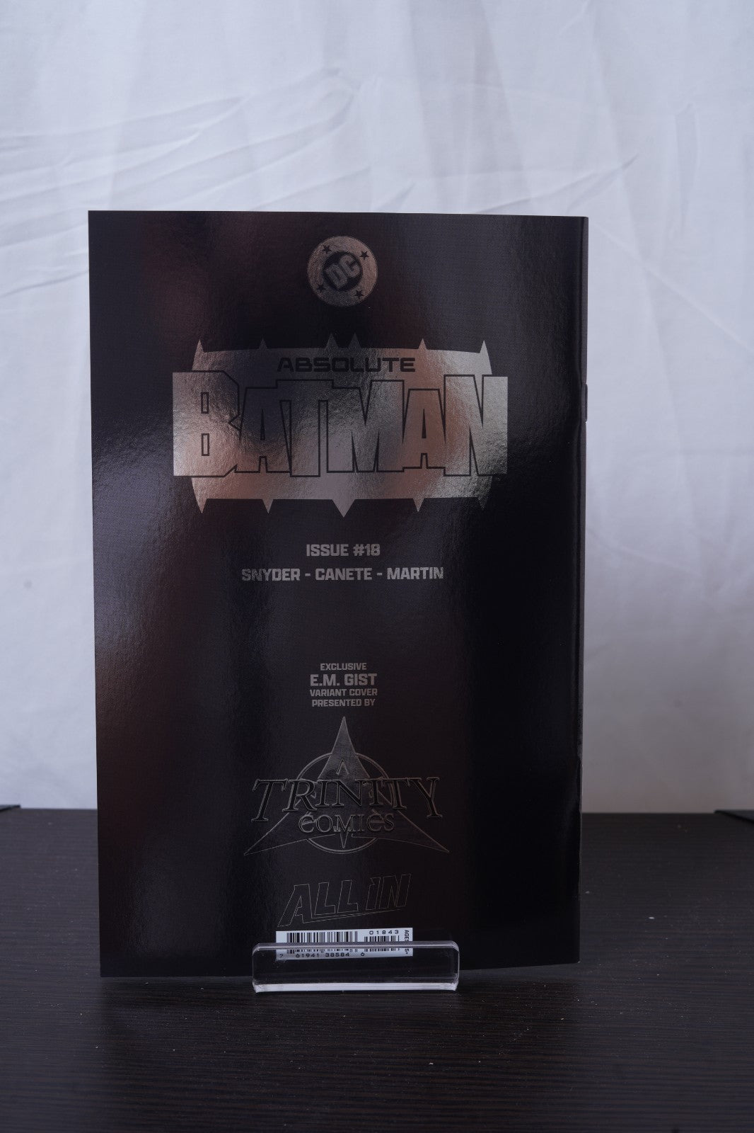 Absolute Batman #18 Trinity Megacon 2026 GITD Exclusive by E.M. Gist #743/888