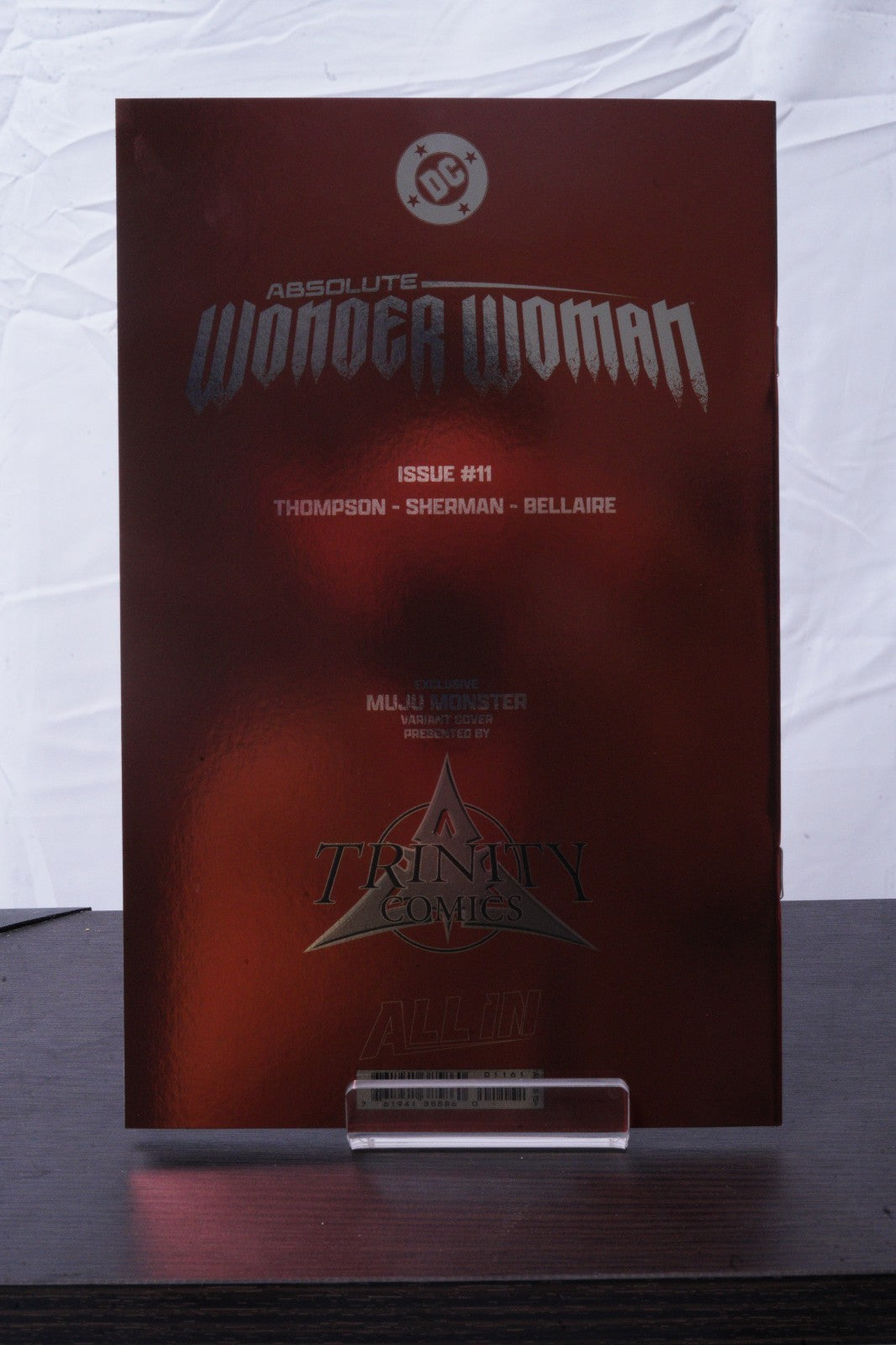 Absolute Wonder Woman #11 Trinity Foil Exclusive by Muju Monster w/ COA