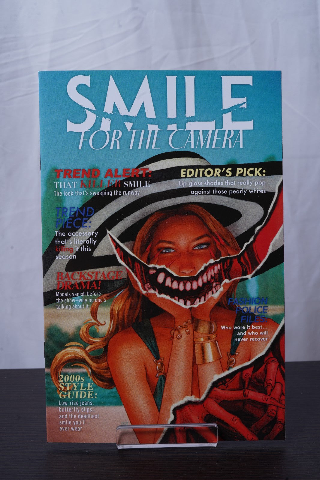 Smile: For the Camera Issue #1 - Kevin Wada - Cover D - Fashion Magazine