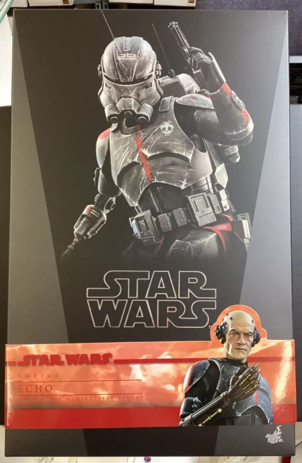 Hot Toys Star Wars Bad Batch: Echo, Hunter, Tech, Scorch Sixth Scale Figure