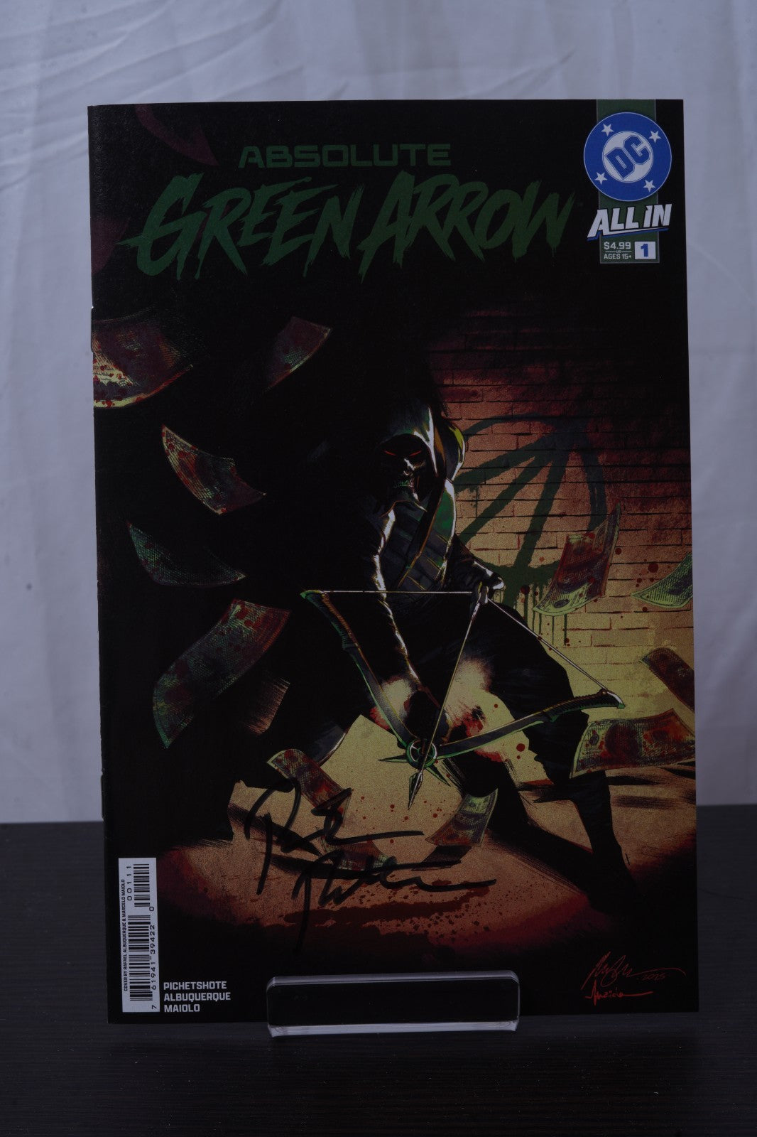 Absolute Green Arrow #1 Cover A SIGNED BY PORNSAK PICHETSHOTE with COA