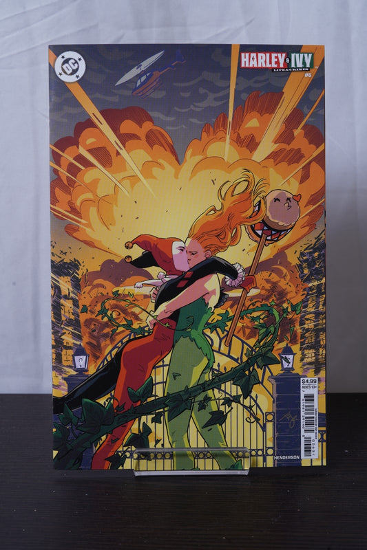 Harley and Ivy: Life and Crimes Issue #6 - Amy Reeder
