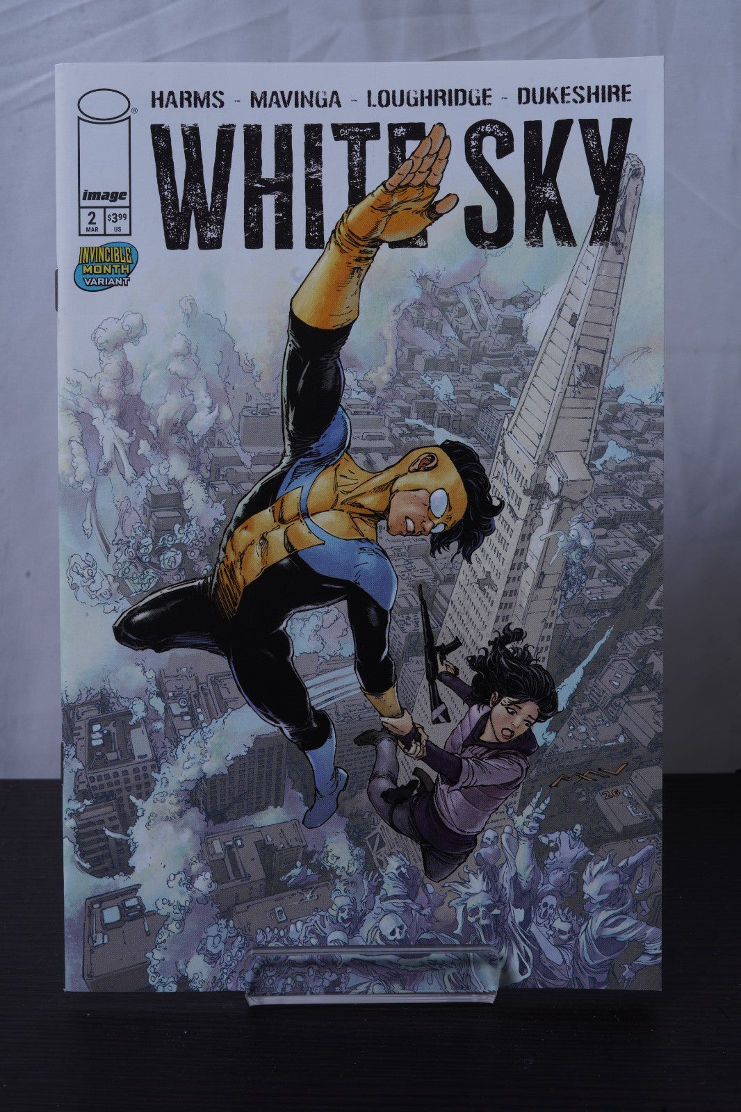 White Sky Issue #2 - Jean Paul Mavinga - Invincible Team Up