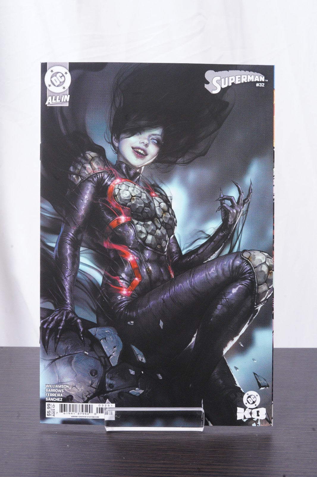 SUPERMAN #32 CVR D KYUYONG EOM CARD STOCK VAR (DC K.O.)