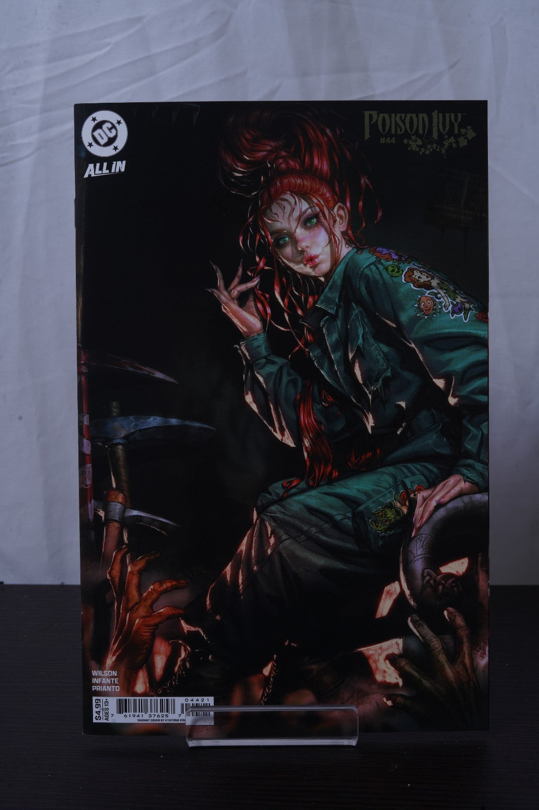Poison Ivy Issue #44 - Kyuyong Eom