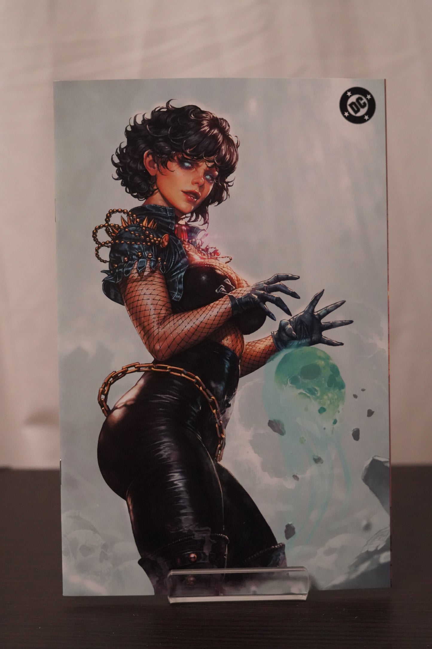 ABSOLUTE WONDER WOMAN #17 KYUYONG EOM VIRGIN MASK OFF EXCLUSIVE C2E2