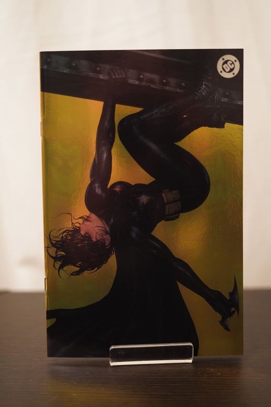 BATGIRL #17 FOIL KYUYONG EOM EXCLUSIVE C2E2