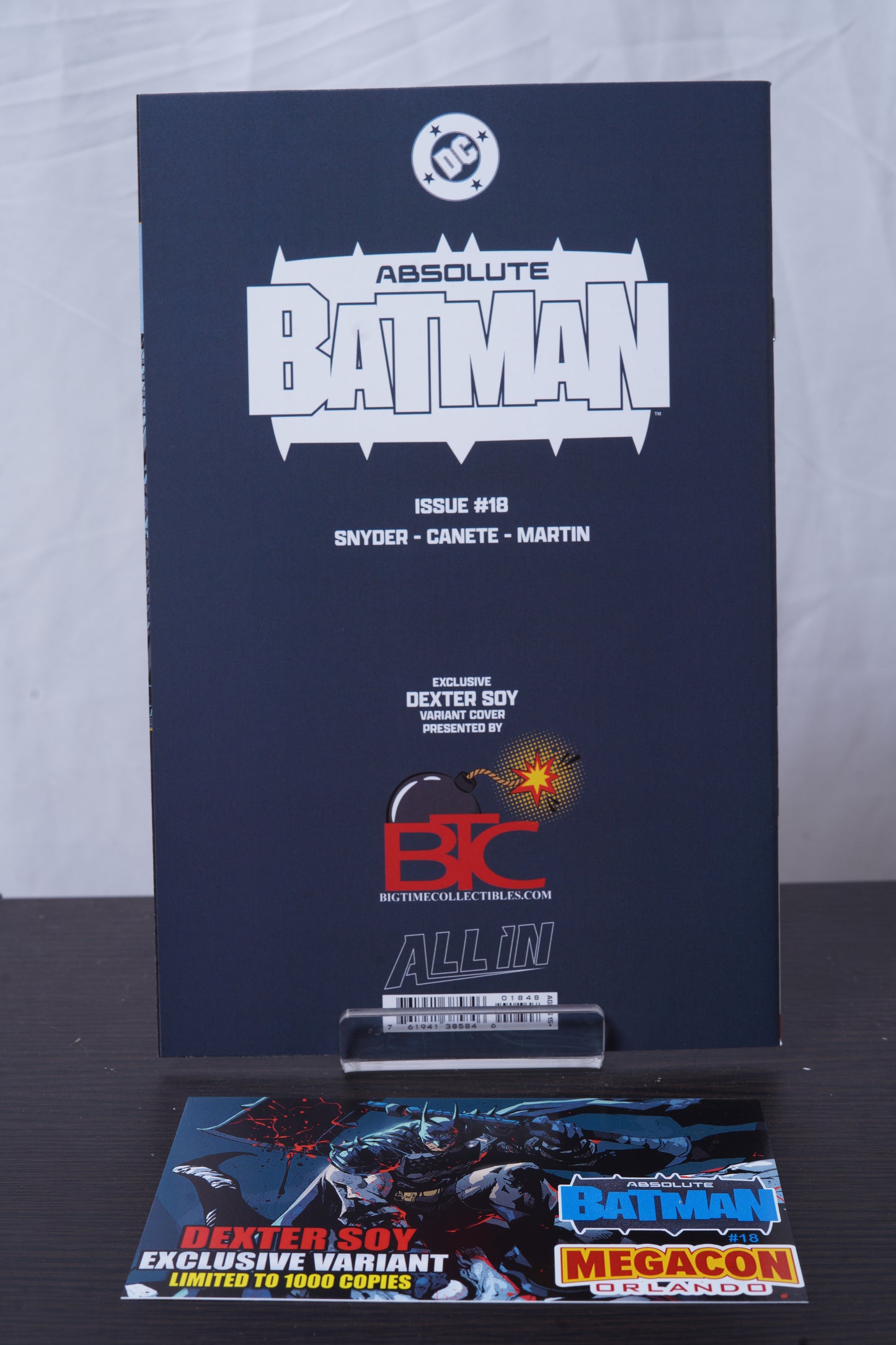 ABSOLUTE BATMAN #18 DEXTER SOY MEGACON TRADE VARIANT LTD 1000 W/COA