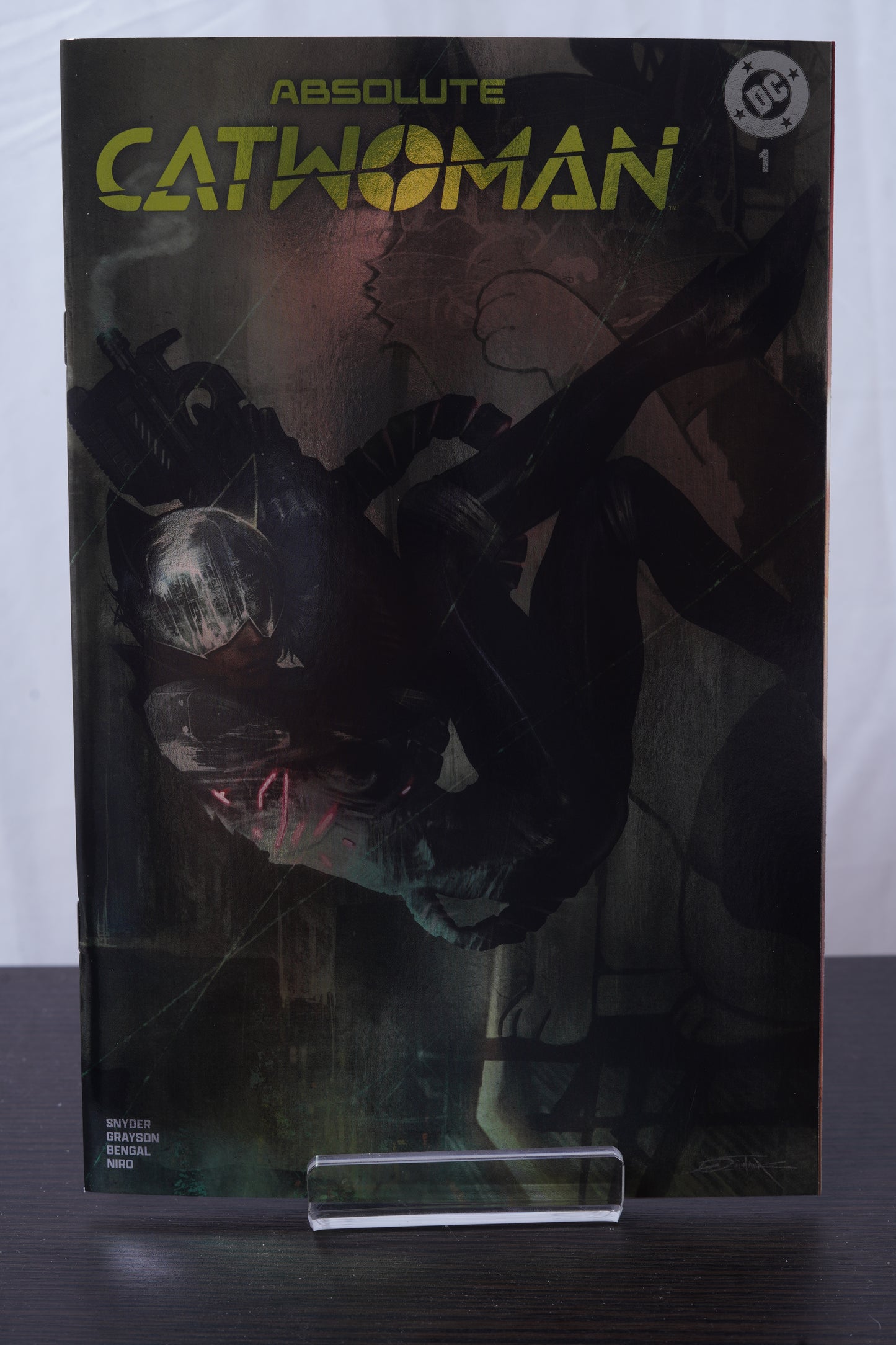 Absolute Catwoman #1 Quintana TRADE/MASKED FOIL