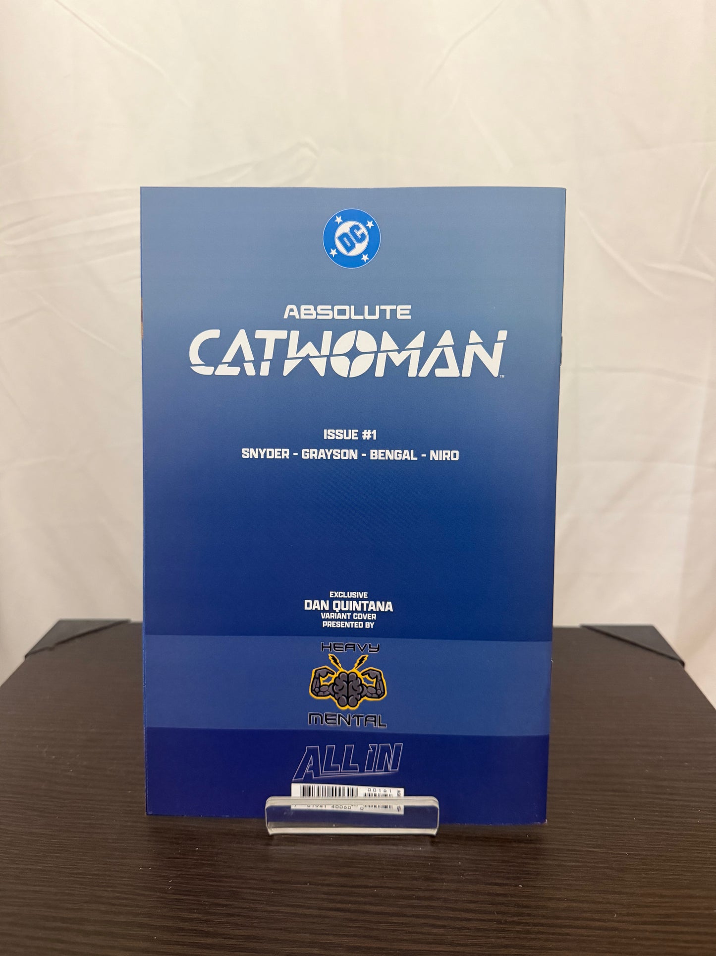 Absolute Catwoman #1 Dan Quintana Trade Dress Cardstock